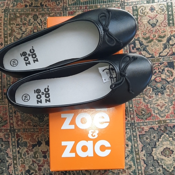 Other - *NEW* ballet flats sz 2.5 black